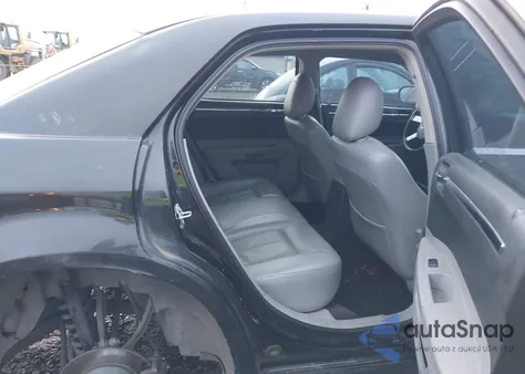 2007 Chrysler 300 Touring z USA, uszkodzony, nr VIN 2C3KA53G97H702355